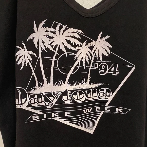 Vintage 1994 Daytona Bike Week crop tank top w/ front & back graphic designs . - Picture 4 of 4
